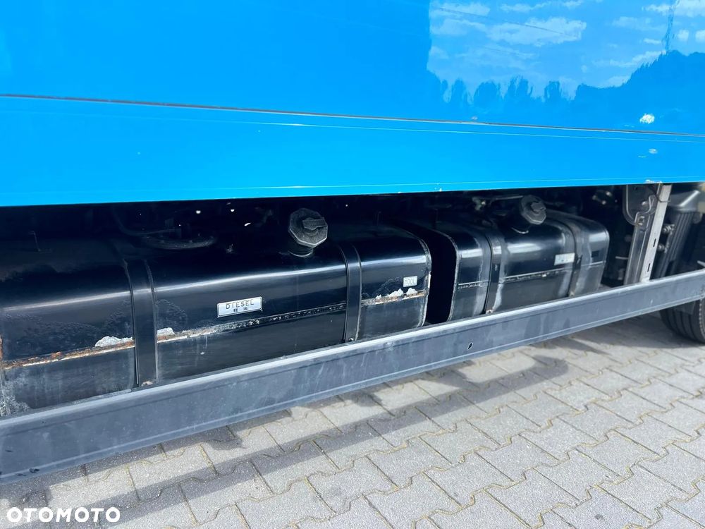 Mitsubishi FUSO CANTER 7C18 KONTENER+WINDA - 11