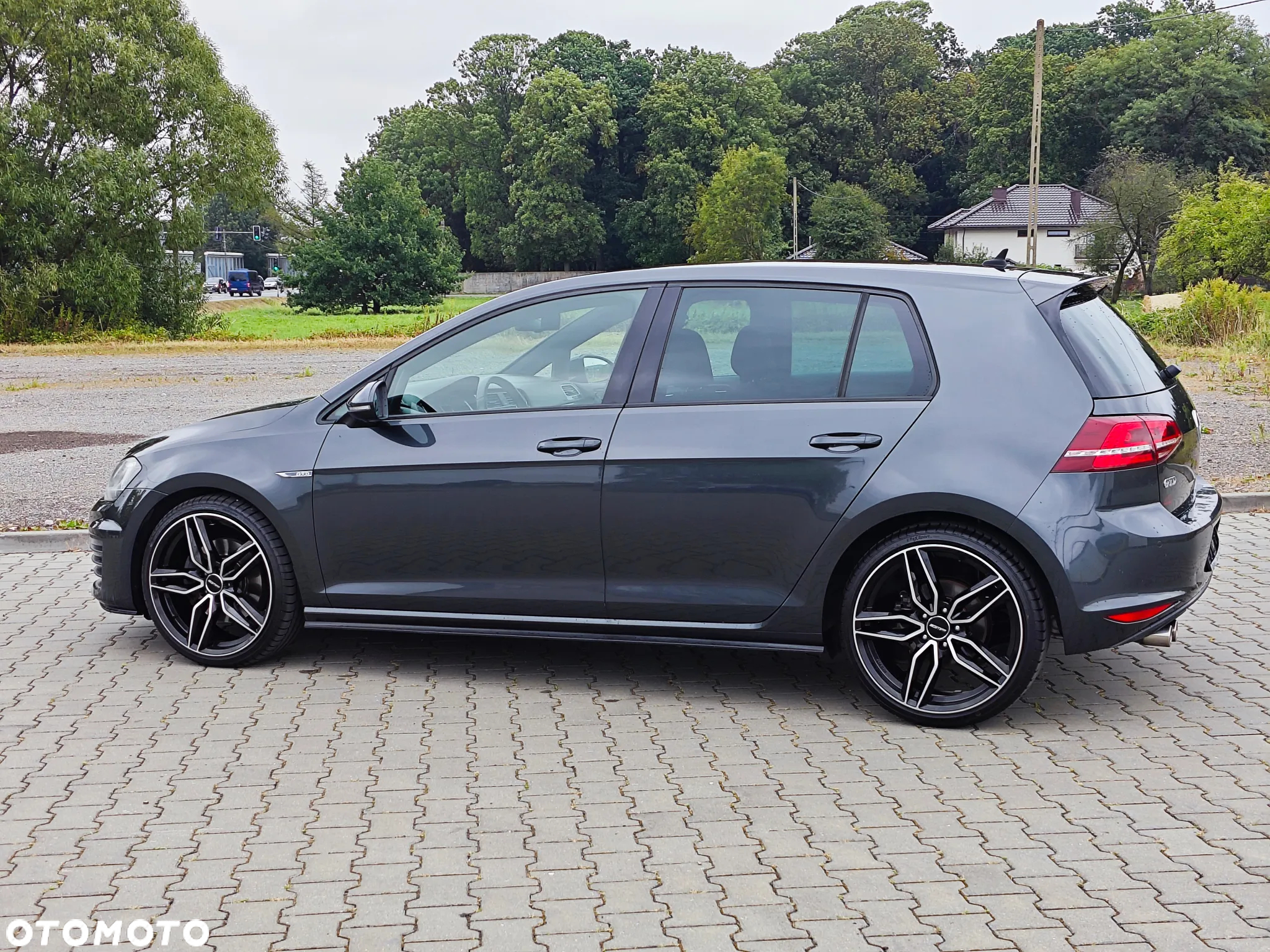 Volkswagen Golf GTD 2.0 TDI SCR DSG - 2
