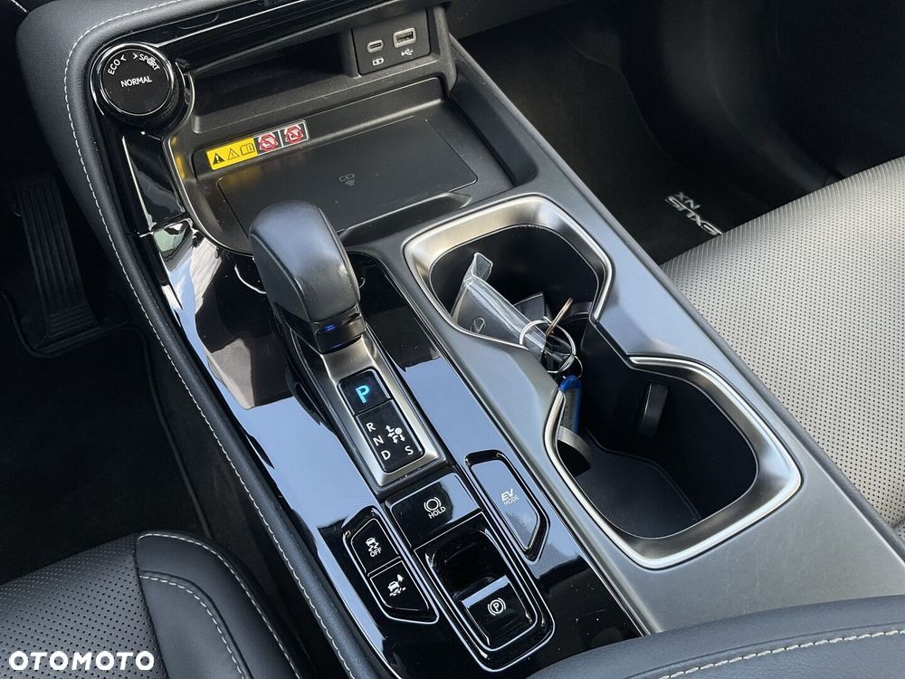 Lexus NX 350h Prestige AWD - 27