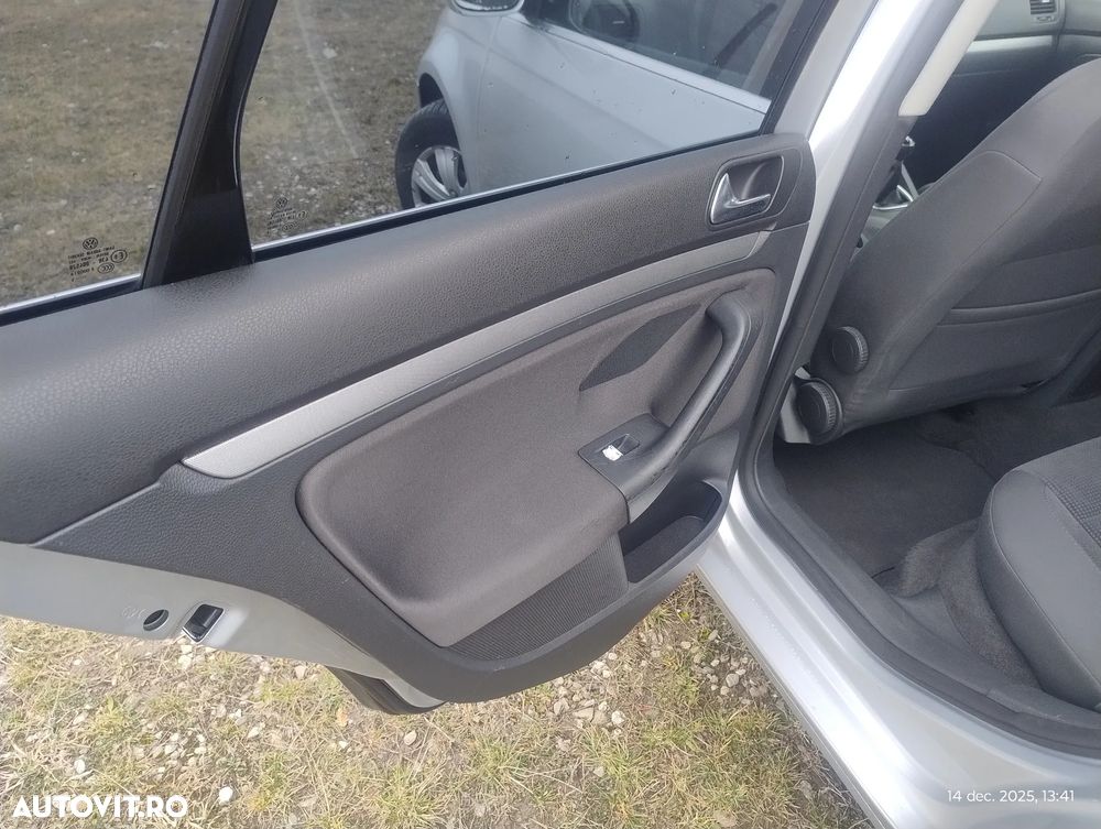 Volkswagen Jetta 1.6 Trendline - 7