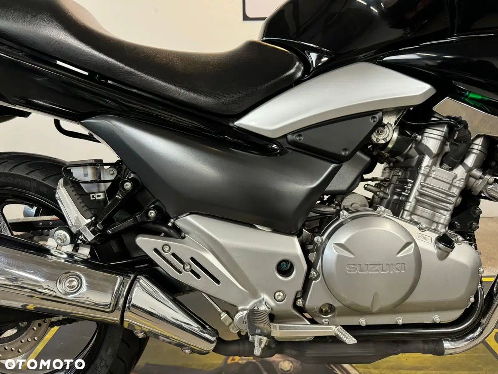 Suzuki GW 250 - 20