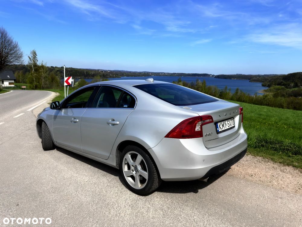 Volvo S60 D5 Momentum - 5