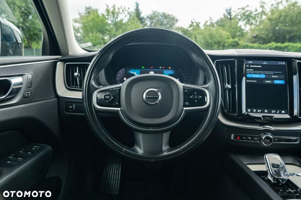 Volvo XC 60 B5 B AWD Inscription - 17