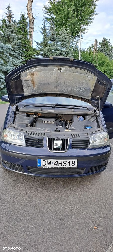 Seat Alhambra 2.0 Reference - 12