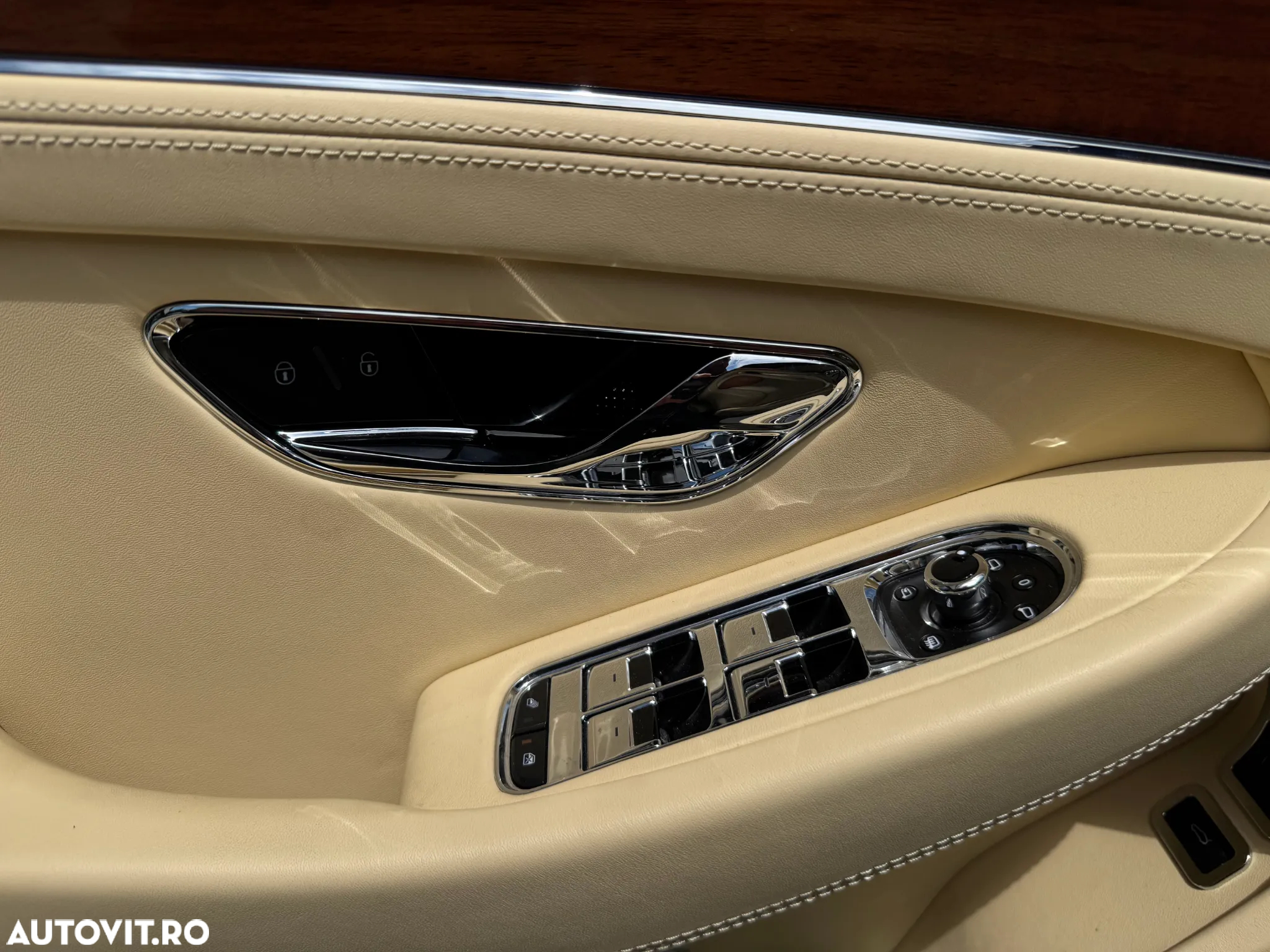 Bentley Continental - 18