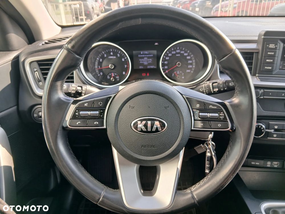 Kia Ceed 1.4 M - 12