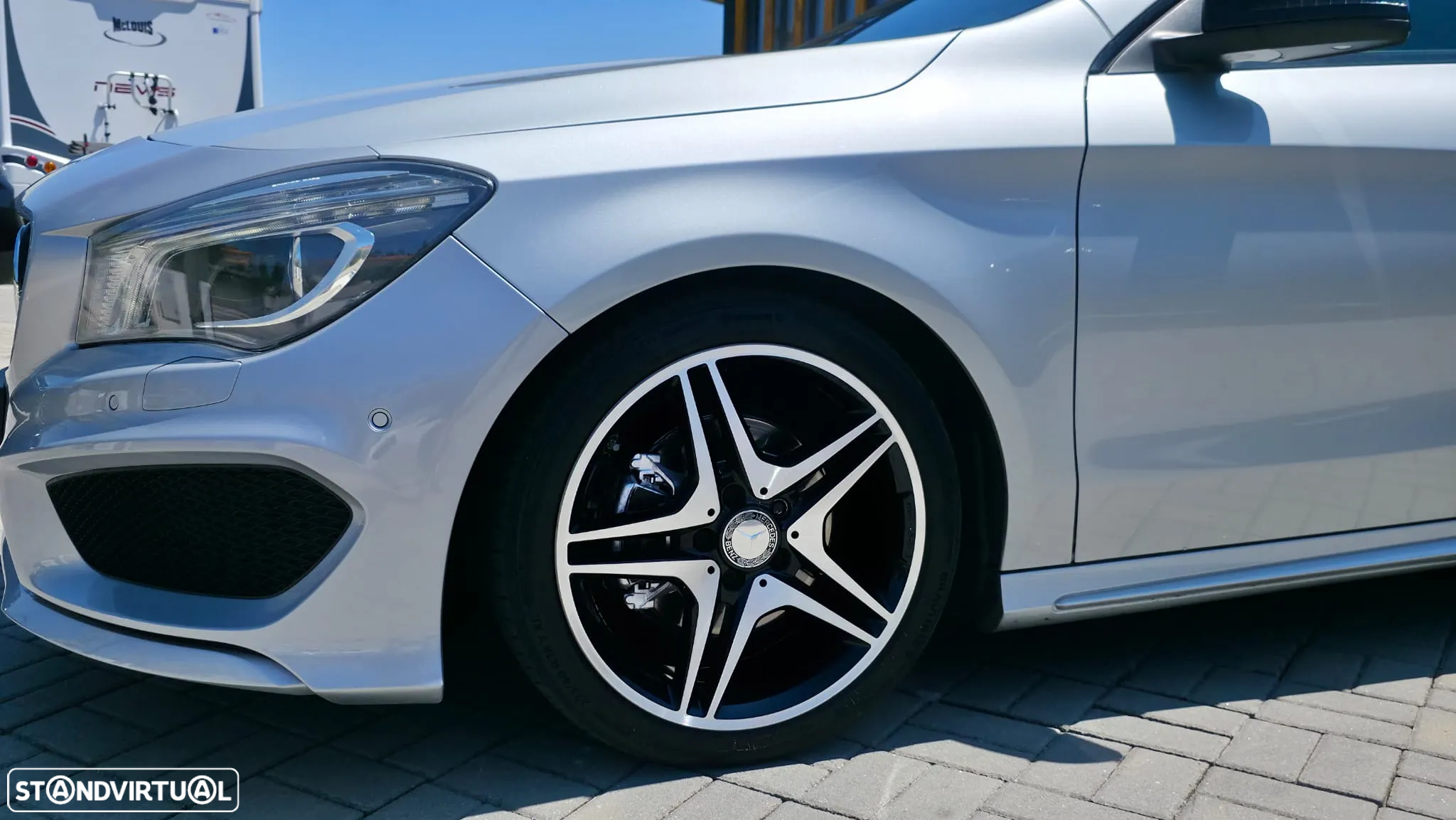Mercedes-Benz CLA 200 d Shooting Brake AMG Line Aut. - 21