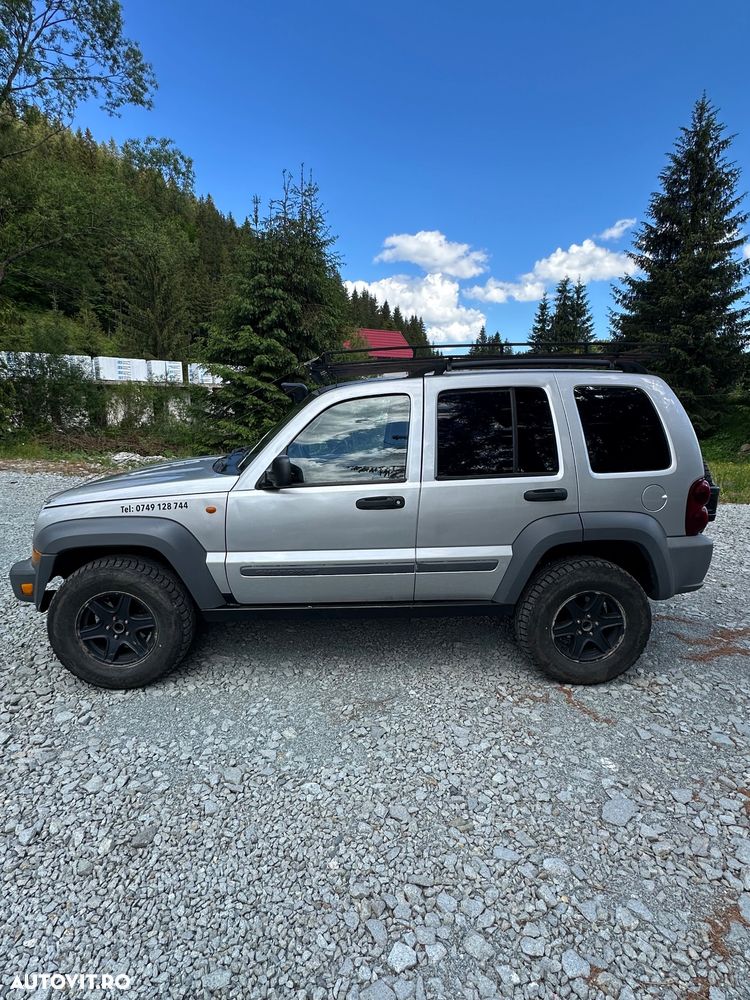 Jeep Cherokee - 3