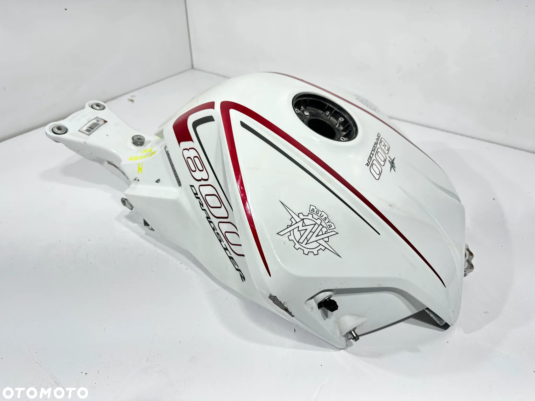 Zbiornik paliwa bak MV Agusta 800 Dragste Brutale - 5