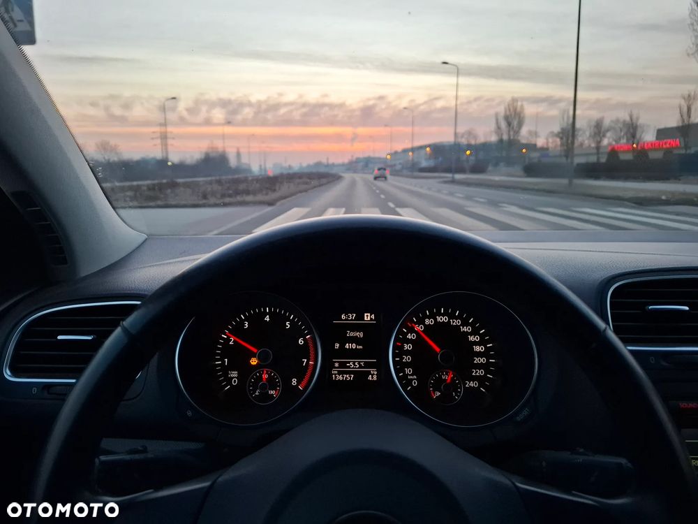 Volkswagen Golf - 15