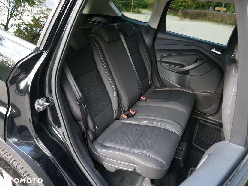 Ford Kuga - 28