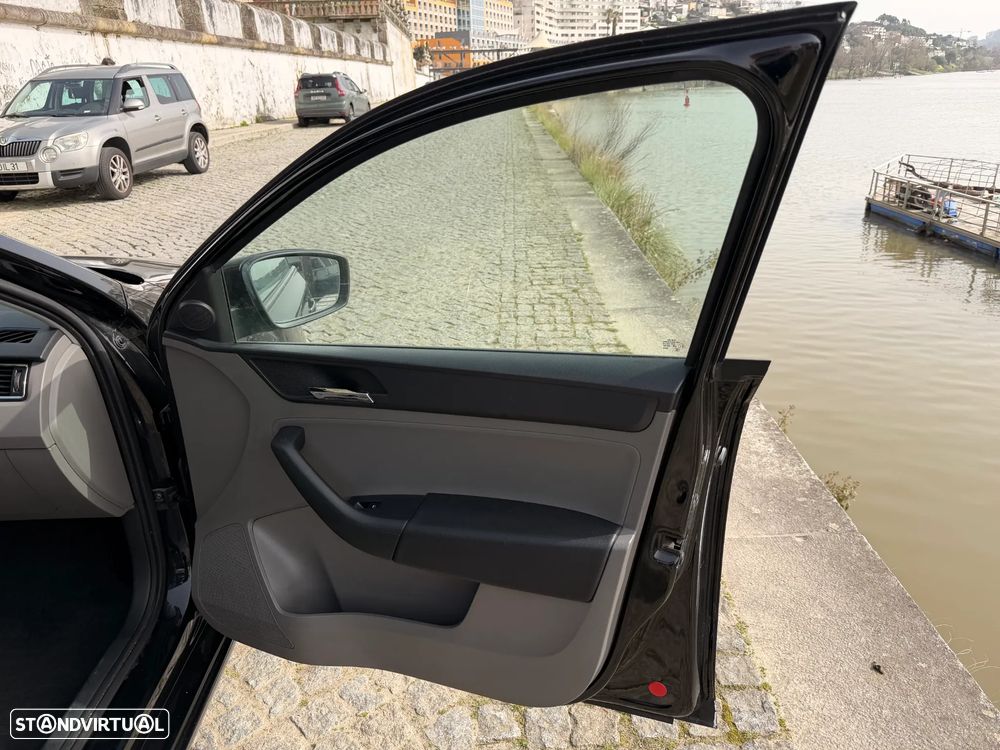 SEAT Toledo 1.6 TDI Reference Ecomotive - 15