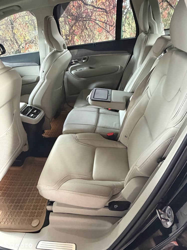 Volvo XC 90 B5 D AWD Ultimate Dark 7os - 21