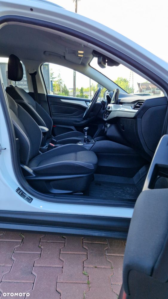 Ford Focus - 22