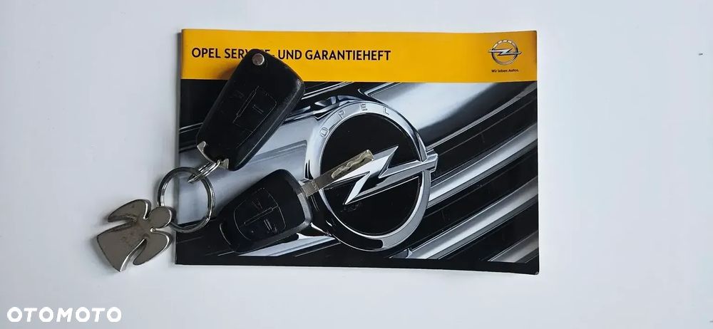 Opel Corsa 1.4 16V 150 Jahre - 31