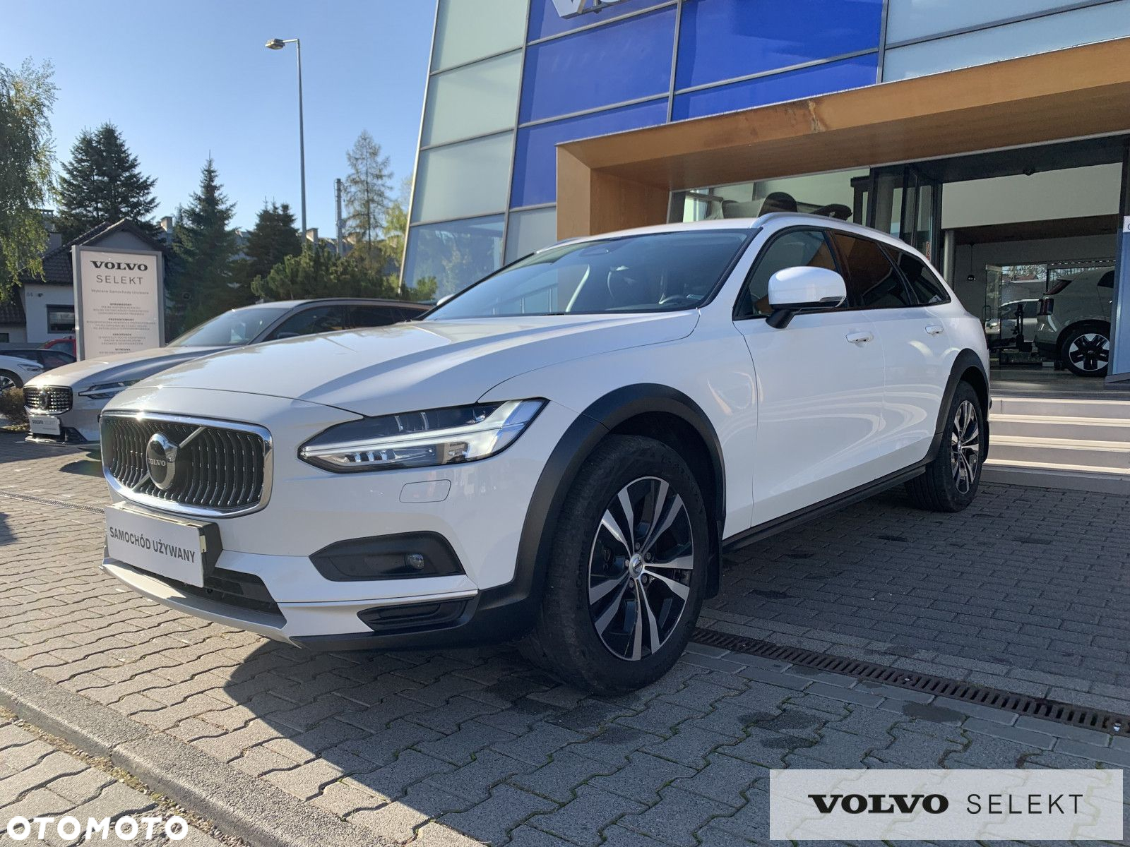 Volvo V90 Cross Country - 5