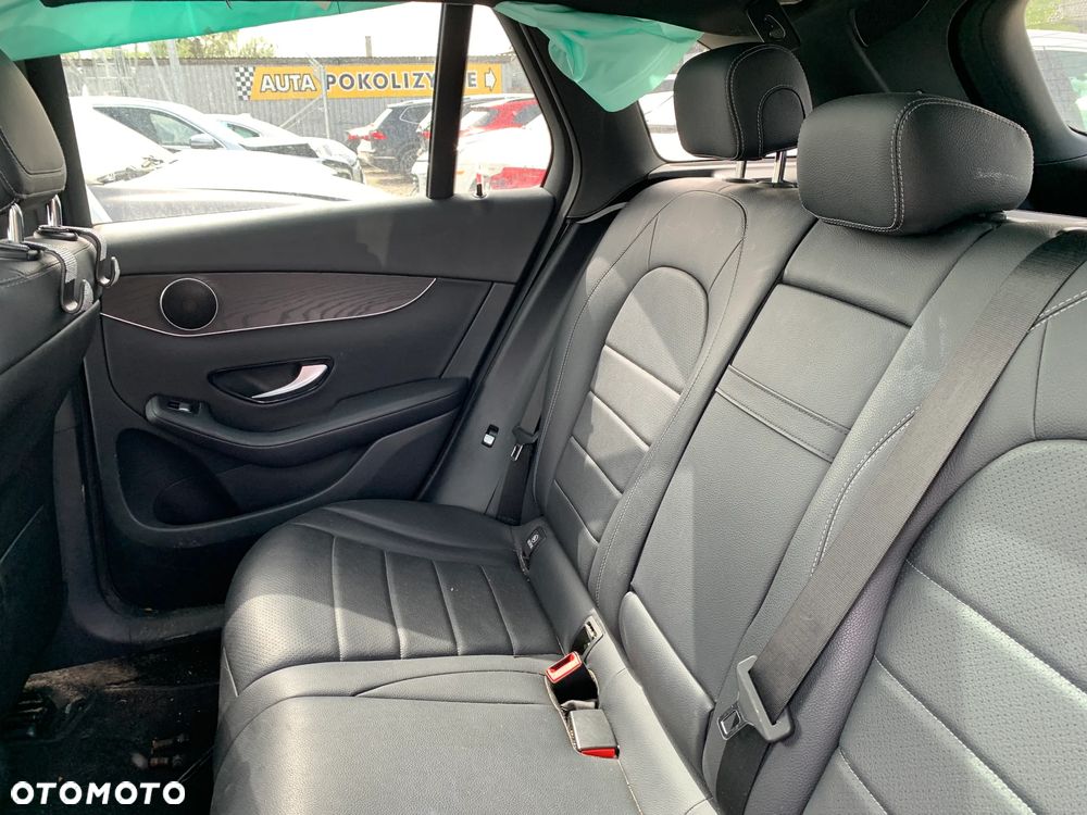 Mercedes-Benz GLC - 16