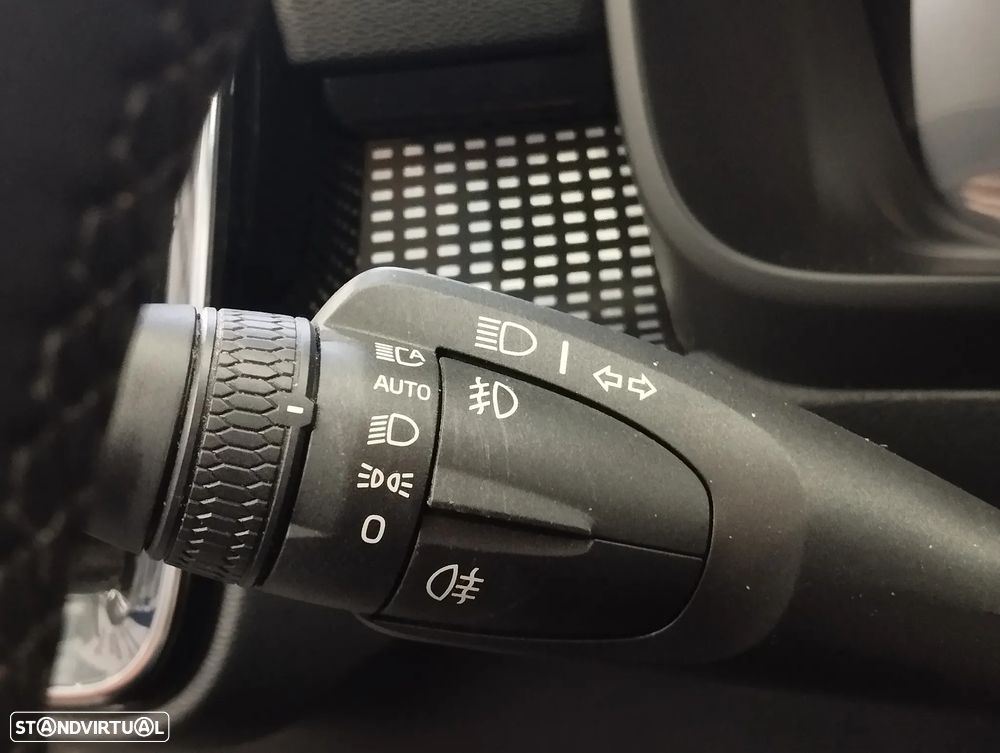 Volvo XC 40 1.5 T2 Core Auto - 25