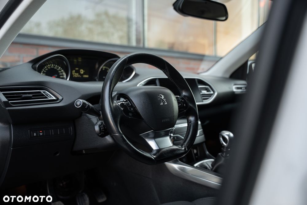 Peugeot 308 2.0 HDi Active - 23