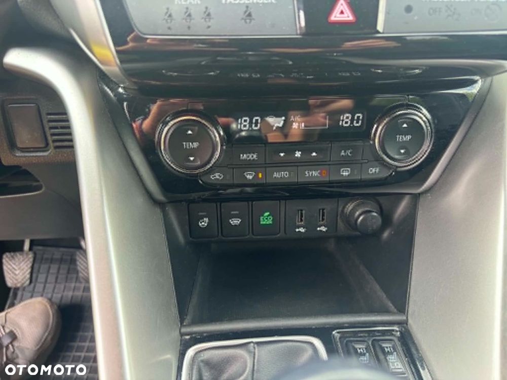 Mitsubishi Eclipse Cross - 27