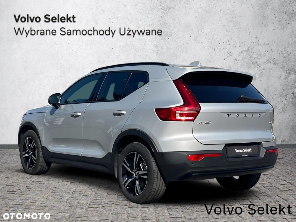 Volvo XC 40 - 5