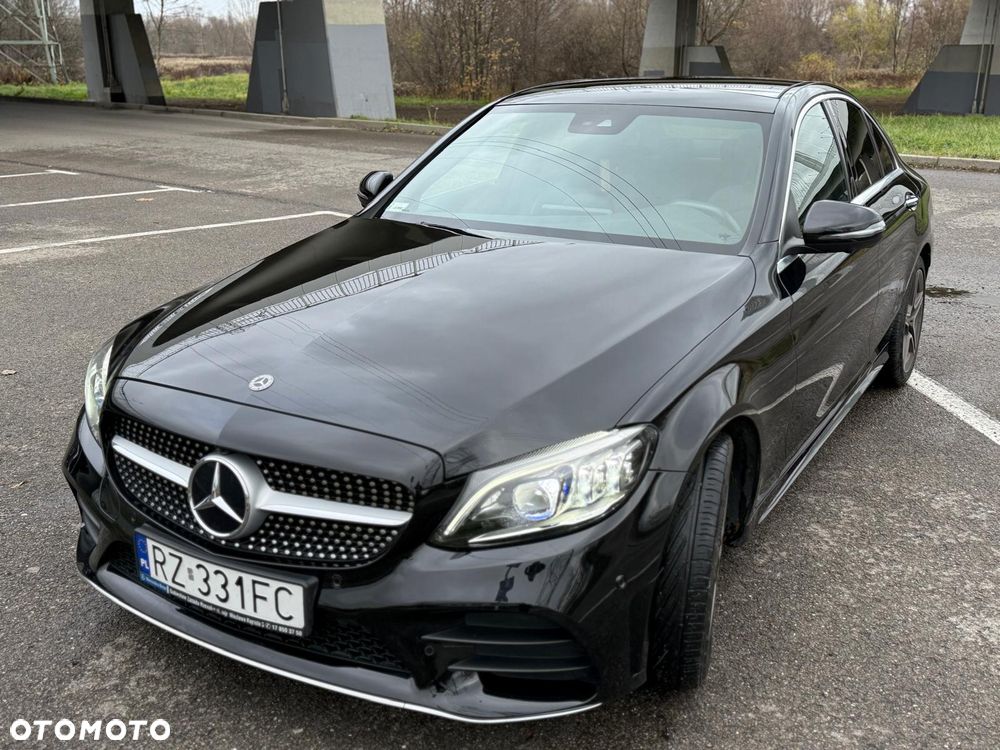 Mercedes-Benz Klasa C 200 4Matic 9G-TRONIC - 17