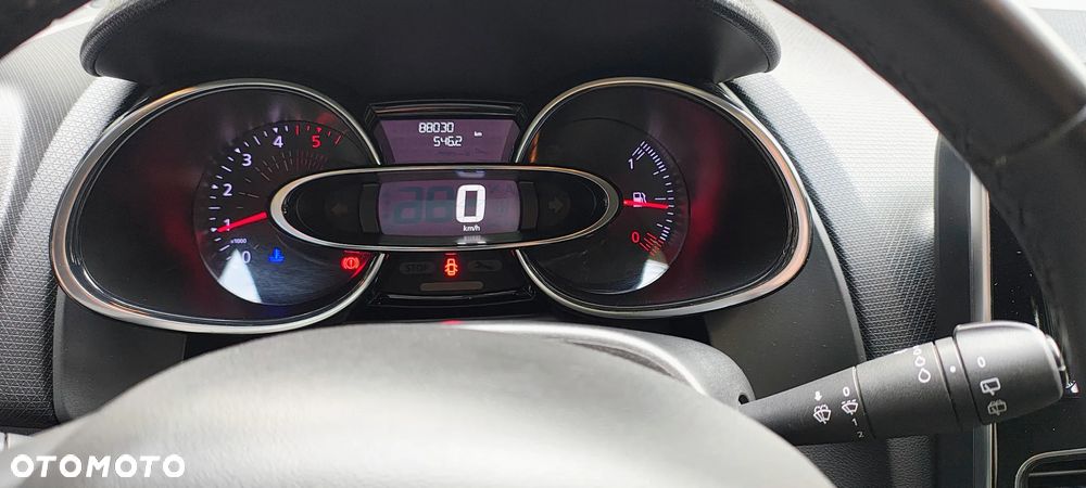 Renault Clio (Energy) dCi 90 Start & Stop INTENS - 13