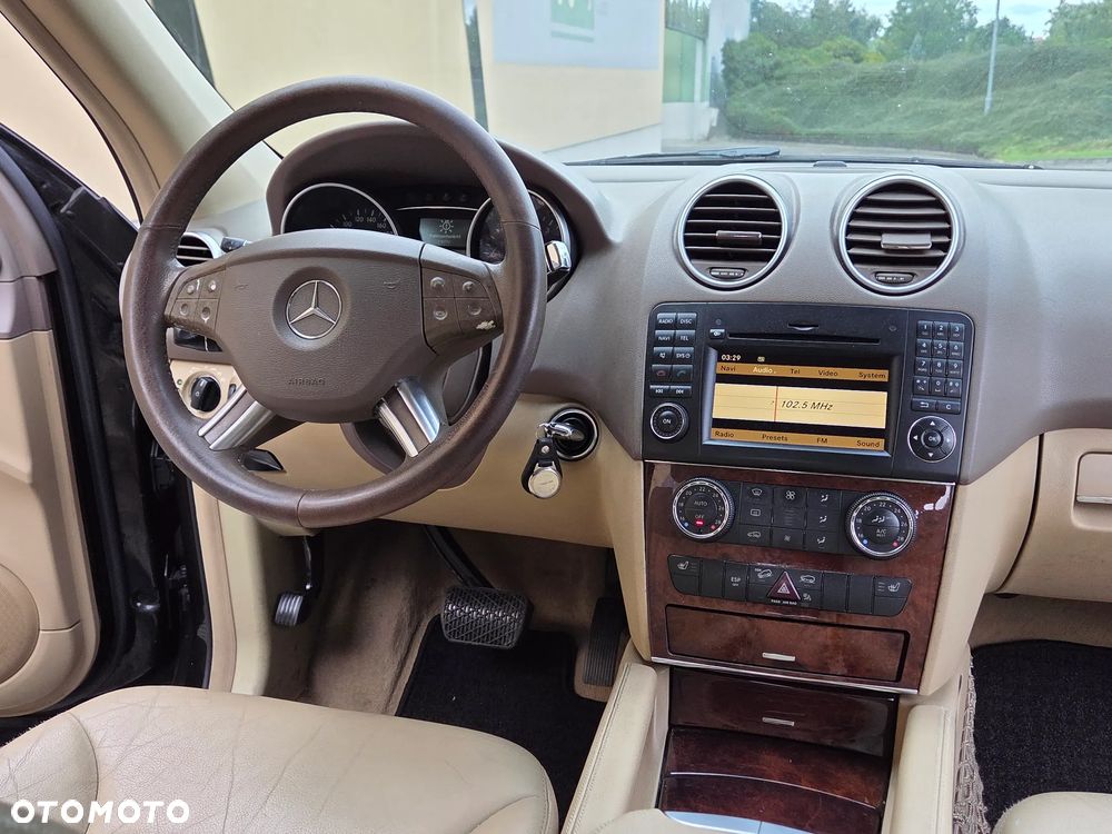 Mercedes-Benz ML 320 CDI 4Matic 7G-TRONIC - 25