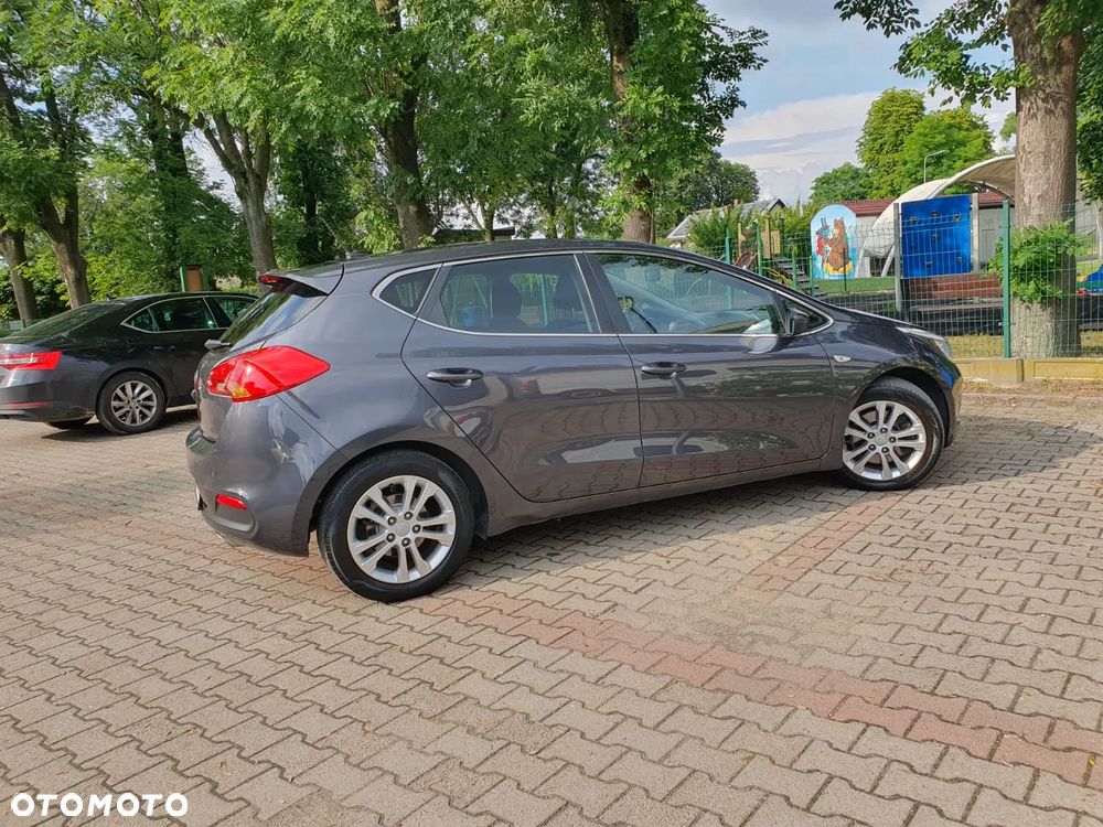 Kia Ceed 1.6 GDI XL - 36