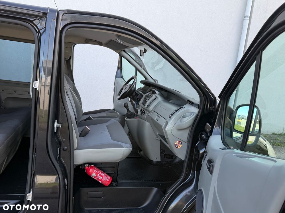Opel Vivaro L2H1 2.9t - 22