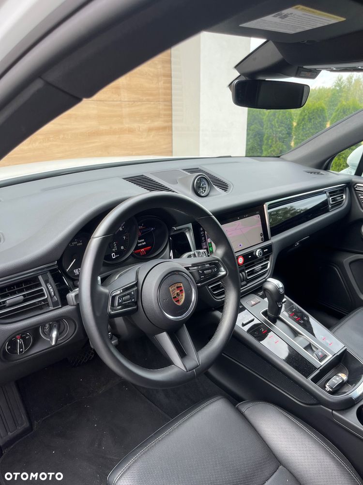 Porsche Macan - 11