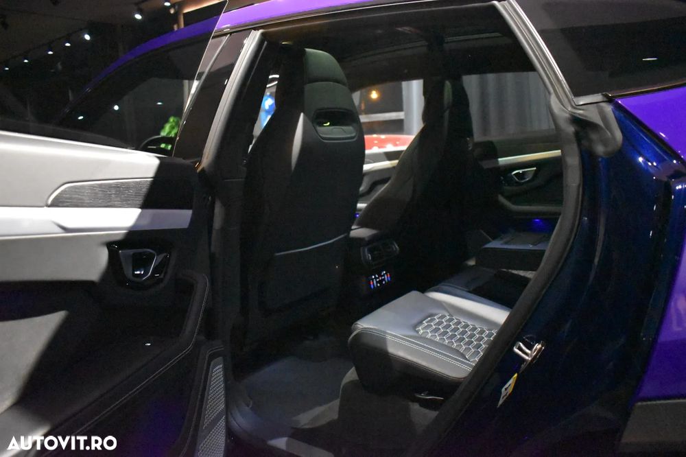 Lamborghini URUS - 7