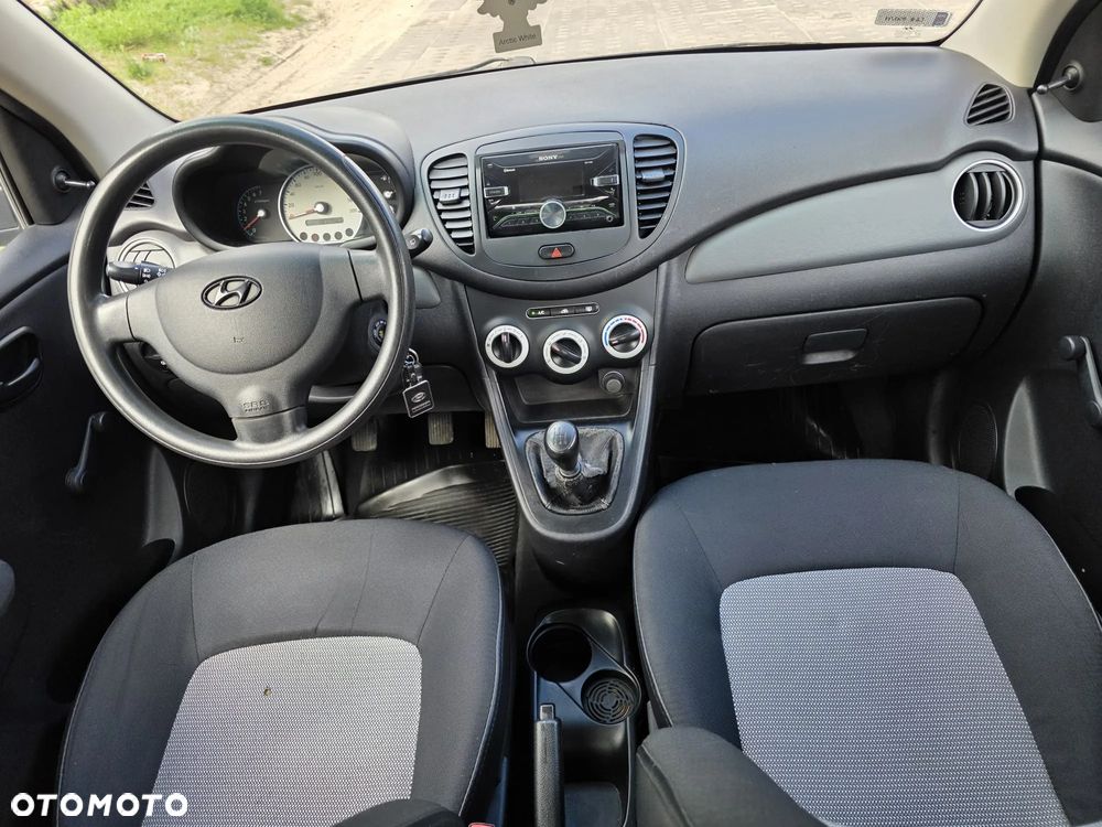 Hyundai i10 1.1 Comfort - 14