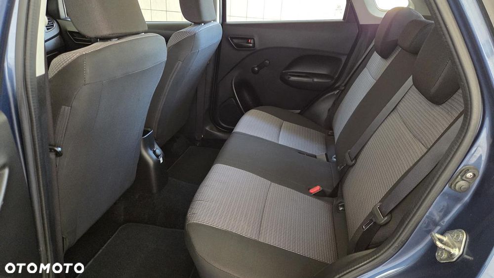 Suzuki Baleno 1.2 Dualjet Club - 10