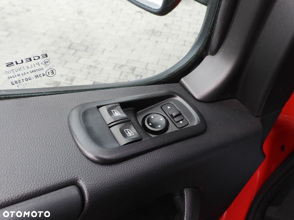 Renault MASTER WYWROTKA PODWÓJNA KABINA DOKA 6 MIEJSC TEMPOMAT LEDY BLIŹNIACZE KOŁA KLIMATYZACJA  145KM - 28