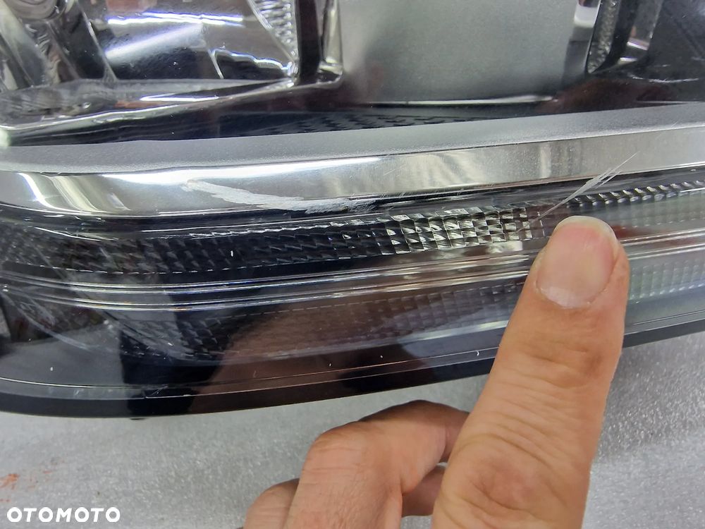AUDI Q2 81A 16- PRAWA LAMPA PRZEDNIA PRZÓD ZWYKŁA , NR 81A941004 , NR AUKCJI LA733 - 6