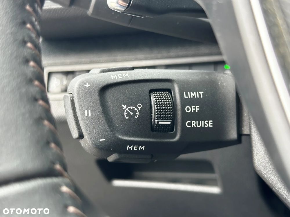 Peugeot 5008 1.2 PureTech Active S&S EAT6 - 27