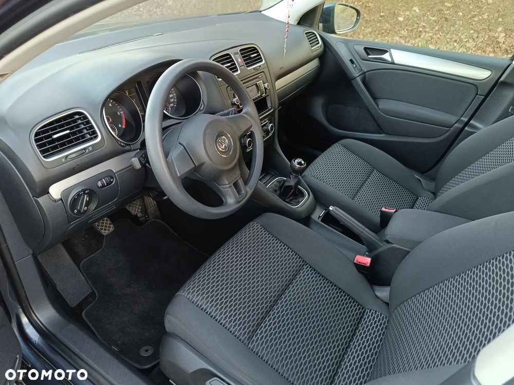 Volkswagen Golf 1.6 TDI BlueMot Comfortline - 8