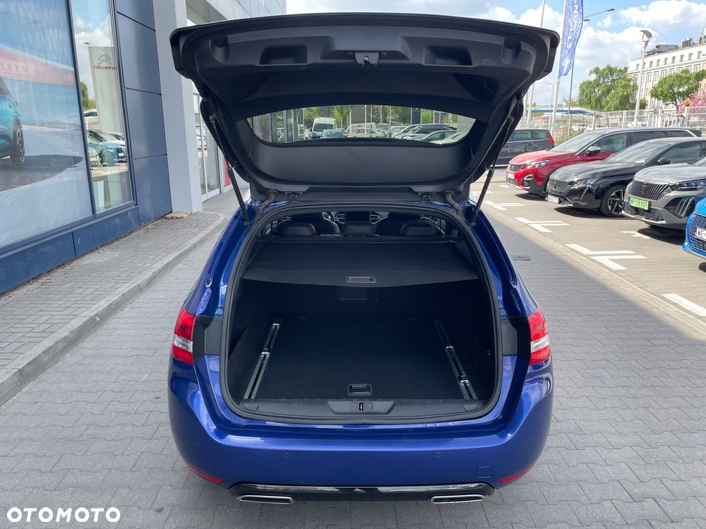 Peugeot 308 1.6 e-THP GT S&S - 10