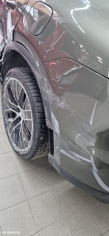 Porsche Macan - 4