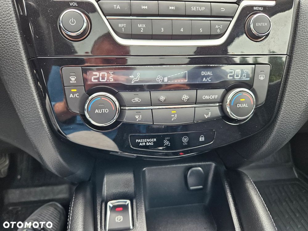 Nissan Qashqai 1.2 DIG-T Visia - 24