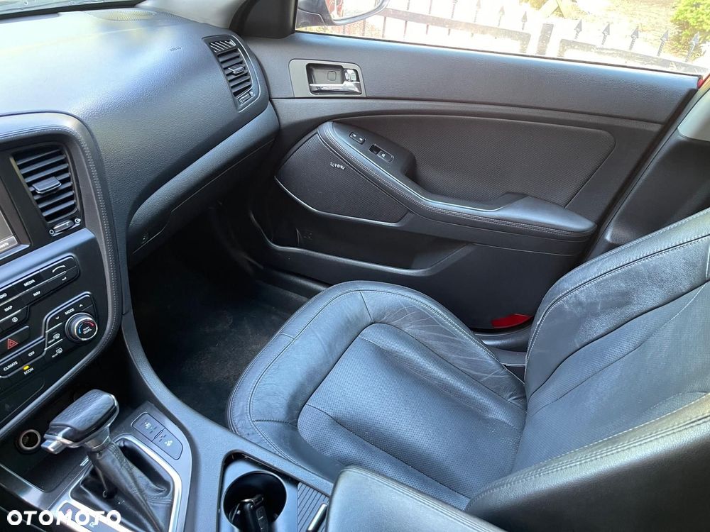 Kia Optima - 24
