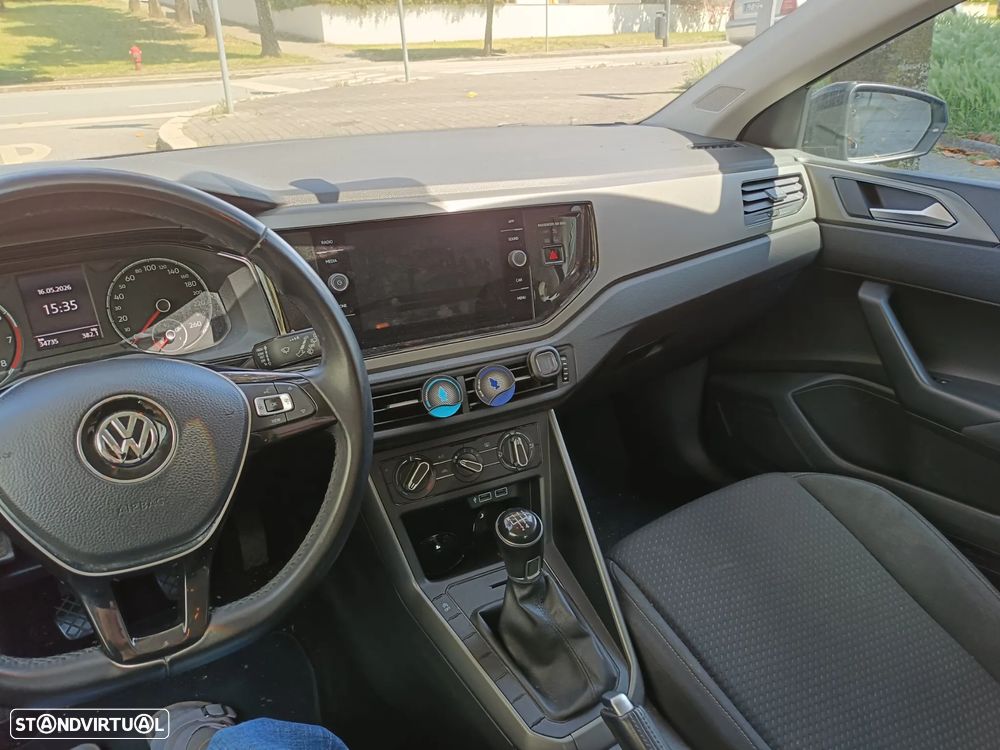 VW Polo 1.0 Confortline - 14