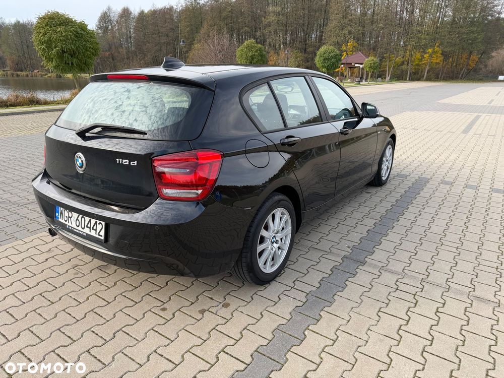 BMW Seria 1 118d - 3