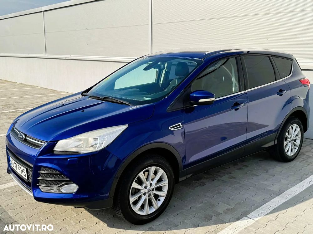 Ford Kuga 2.0 TDCi Powershift 4WD Titanium - 5