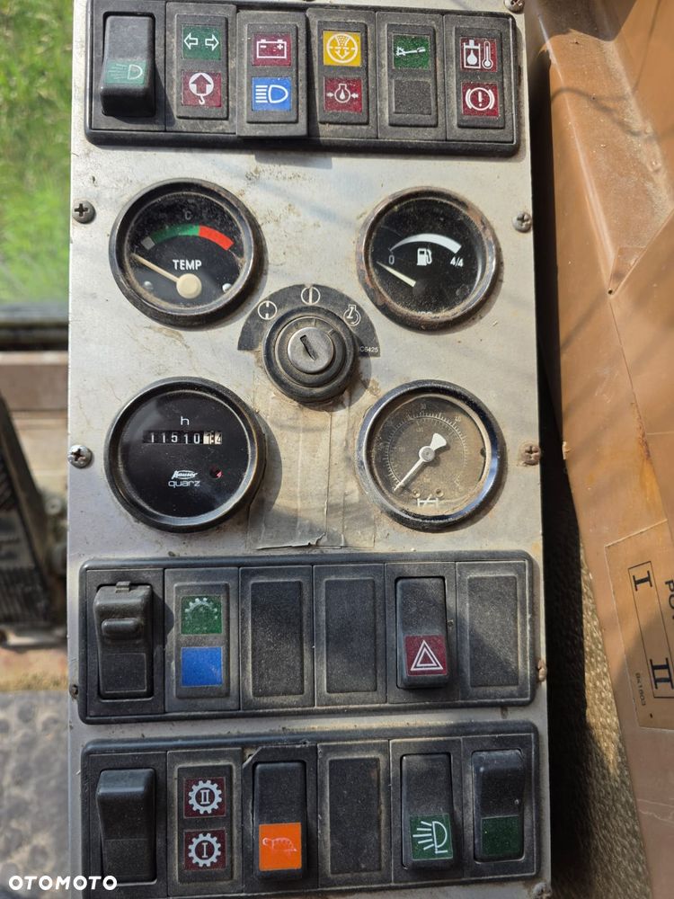 Caterpillar 214BFT - 5