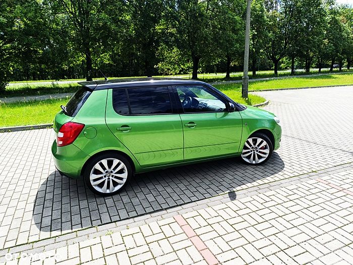 Skoda Fabia 1.4 TSI DSG RS - 13