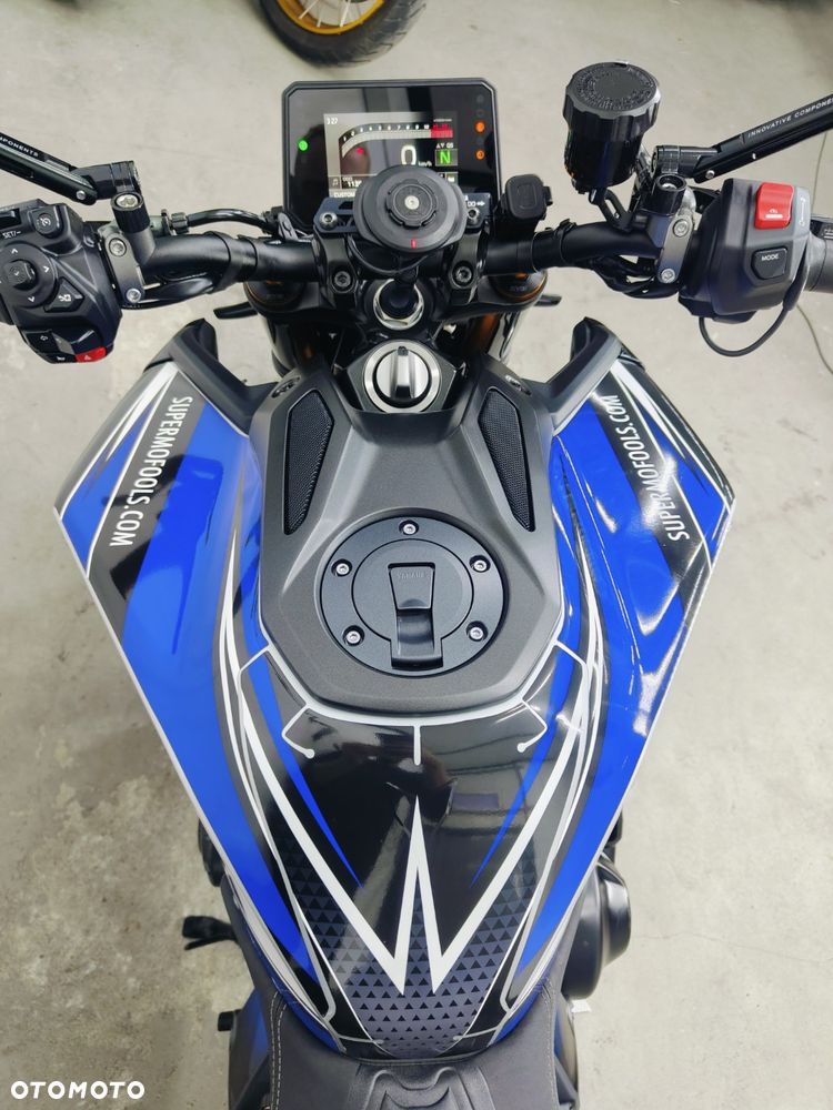 Yamaha MT - 16