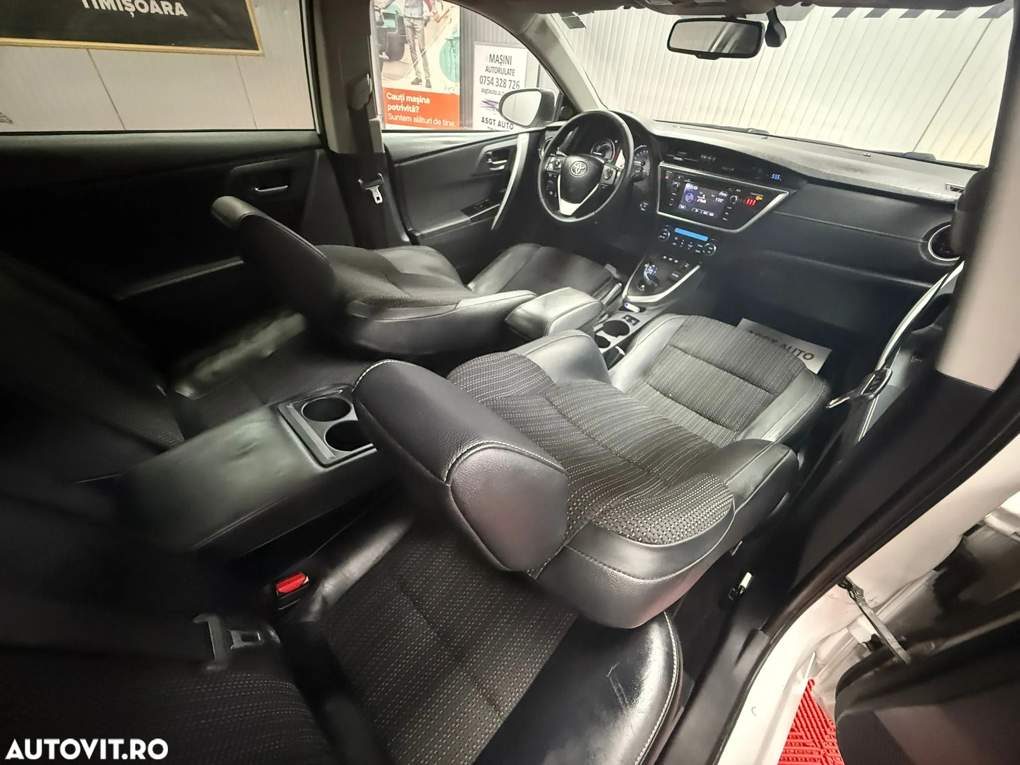 Toyota Auris - 15