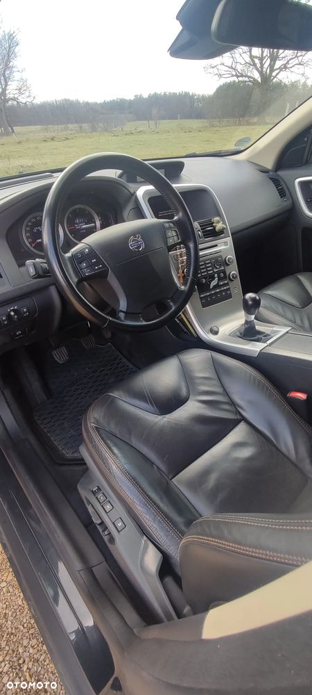 Volvo XC 60 D5 AWD - 26